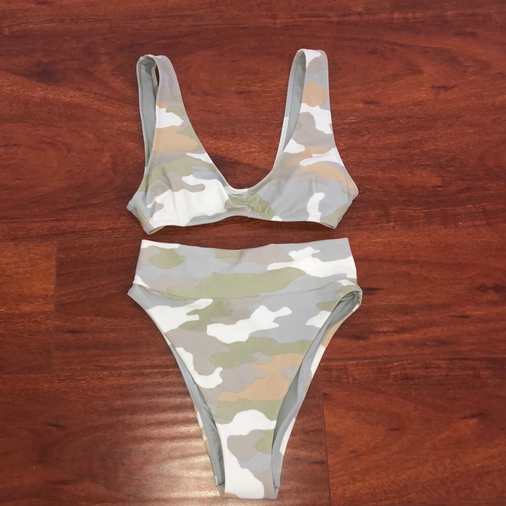Aerie Camo highwaisted bikini